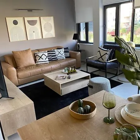 Ferienwohnung 2+1 Luxury Flat ,Near Old Town